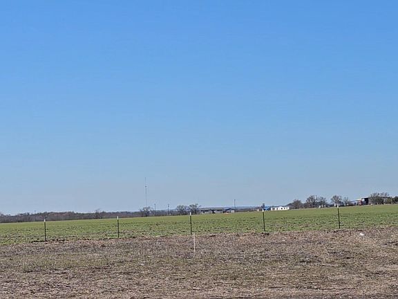 3rd image of 1281 Gamagrass Rd