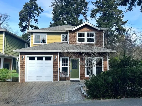 4530 Pipeline Rd #12, Saanich, BC V8Z 7Y6