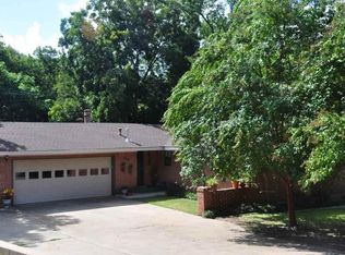 343 Sharron Dr, Woodway, TX 76712