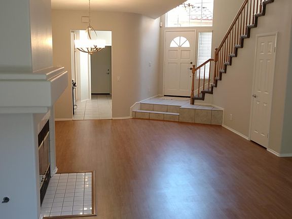 5th image of 7 Windhaven Pl