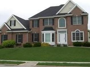 1009 Winding Way, Middleton, WI 53562