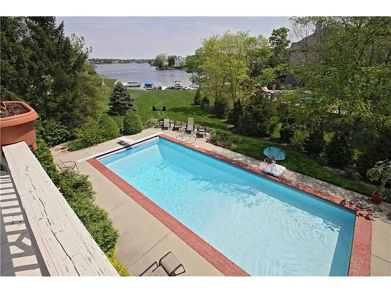 11450 Woods Bay Ln photo 1