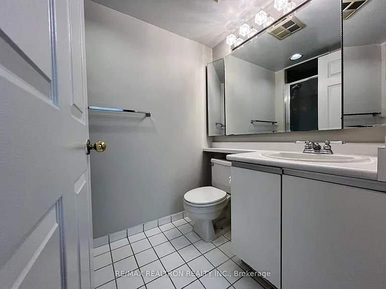 285 Enfield Pl #1412 — Photo 13