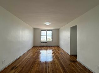 14943 35th Ave APT 6J, Flushing, NY 11354