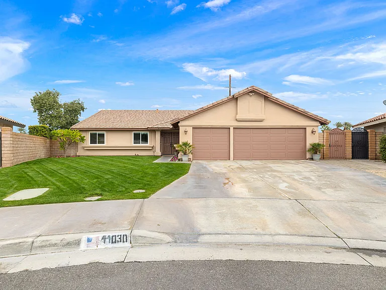 44030 Mariposa Ct — Photo 30