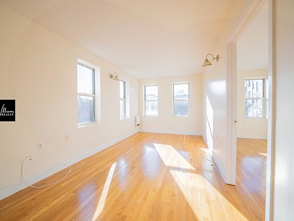 5th image of 796 Sterling Pl #4L