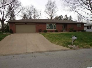 2810 Kingsridge Dr, Quincy, IL 62301