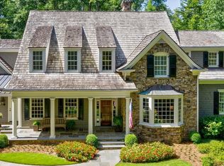 914 Davis Dr NW, Sandy Springs, GA 30327