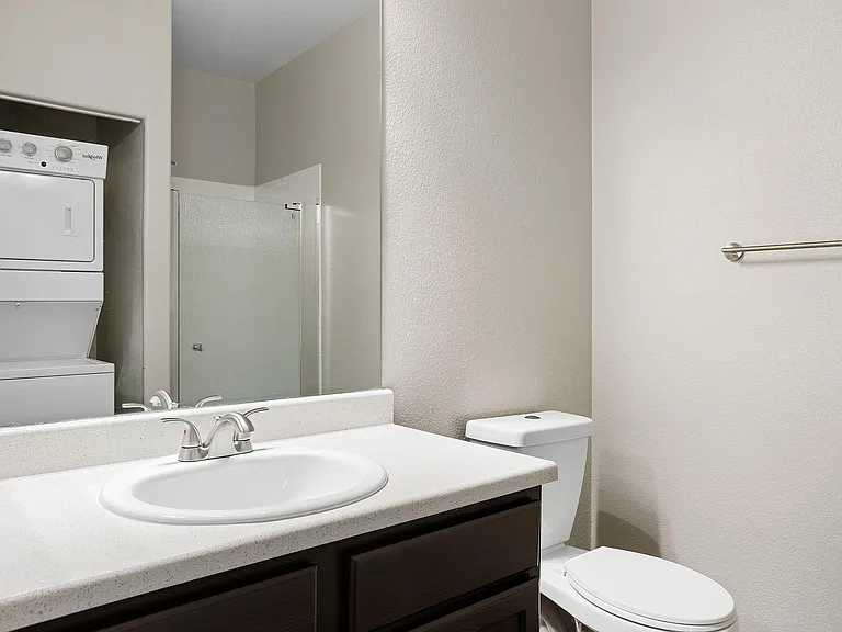 Alder Peak Townhomes — Photo 7