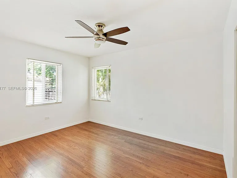 2240 SW 24th Ave — Photo 18