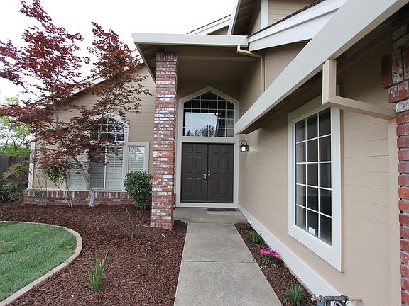 3rd image of 8061 Huxley Ct