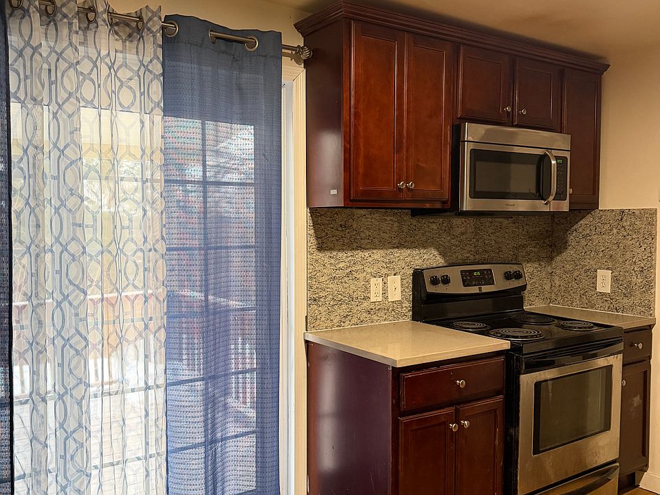 1st image of 57 Brunswick Ave #2