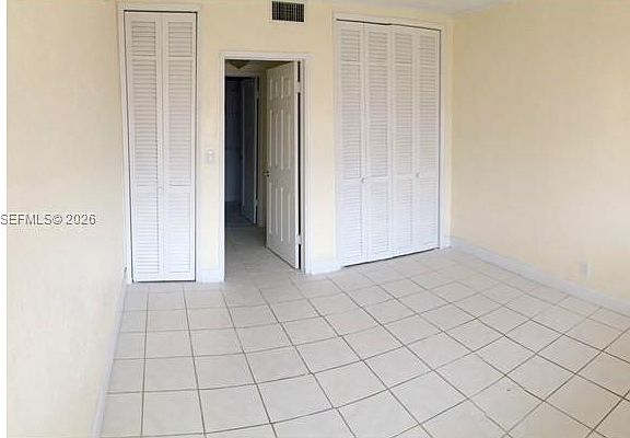 3rd image of 1430 NE 170th St APT 317