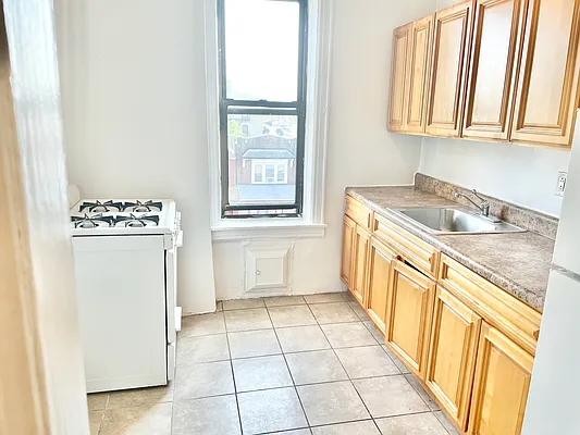 Rented by Virtual Real Estate | media 6