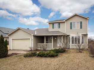 1940 Hazen St, Shakopee, MN 55379