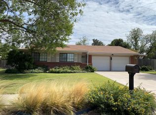 402 E Harriet St, Alpine, TX 79830