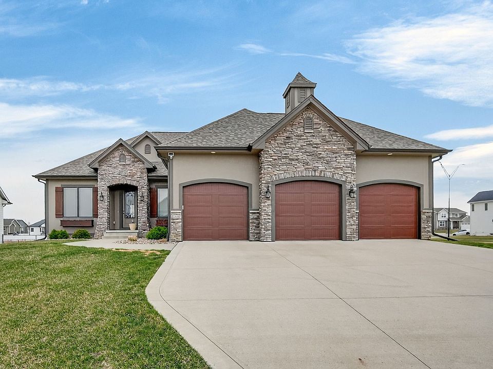 1st image of 2357 Stonewood Ct SW