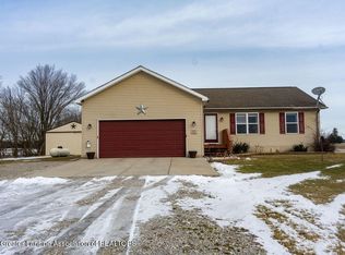 212 Covert Rd, Leslie, MI 49251