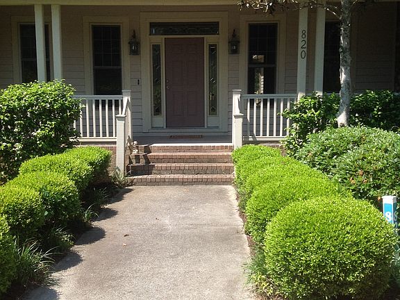 3rd image of 820 Morrall Dr