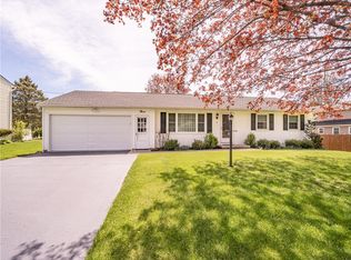 3 Lambeth Loop, Fairport, NY 14450