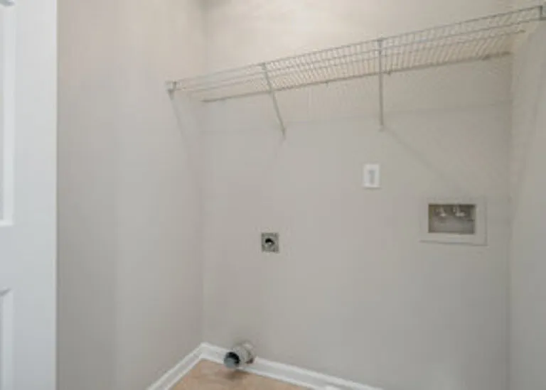 1231 Joannas Ct — Photo 18