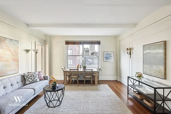 Sold by Warburg | media 8