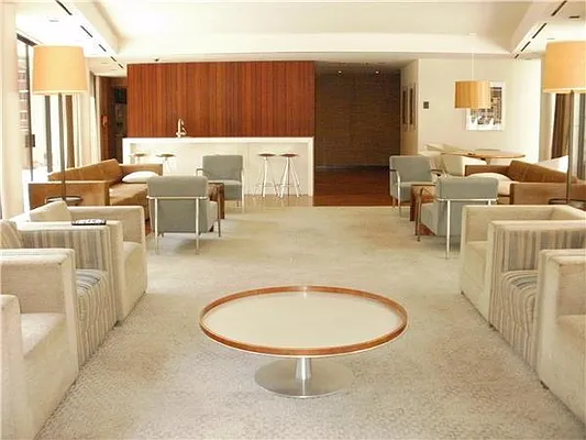 Rented by Kian Realty | media 51