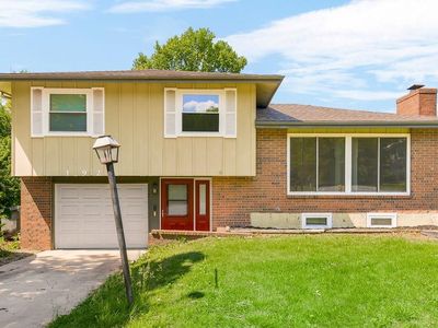 1924 N 75th Dr, Kansas City, KS, 66112