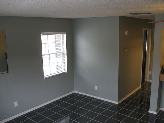3rd image of 3113 Sir Hamilton Cir #3113