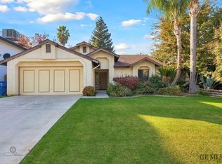 4621 Kaiser Peak Ct, Bakersfield, CA