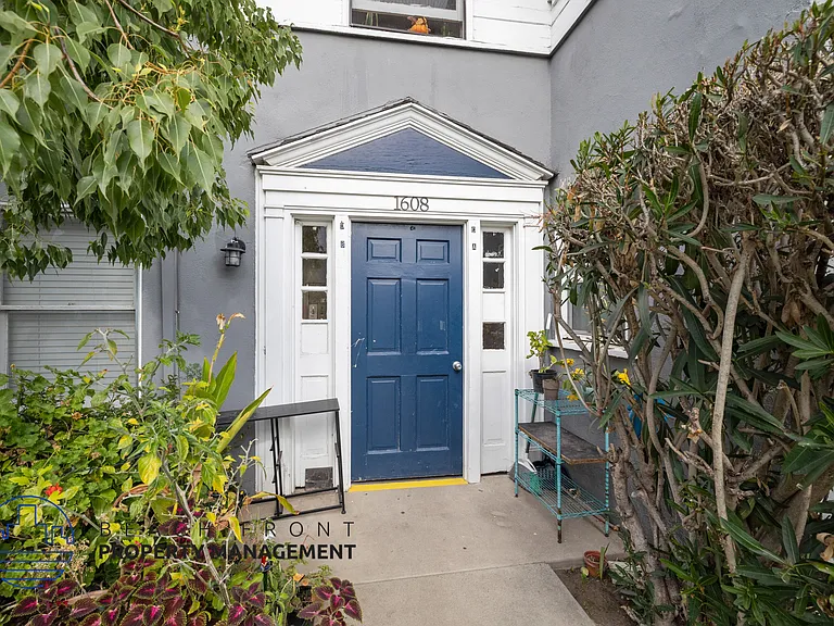 1604-1608 Parton Street — Photo 11