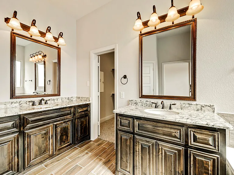 Master bath with duel vanities