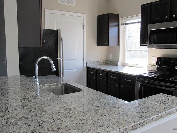 3rd image of 295 Webster St APT 112