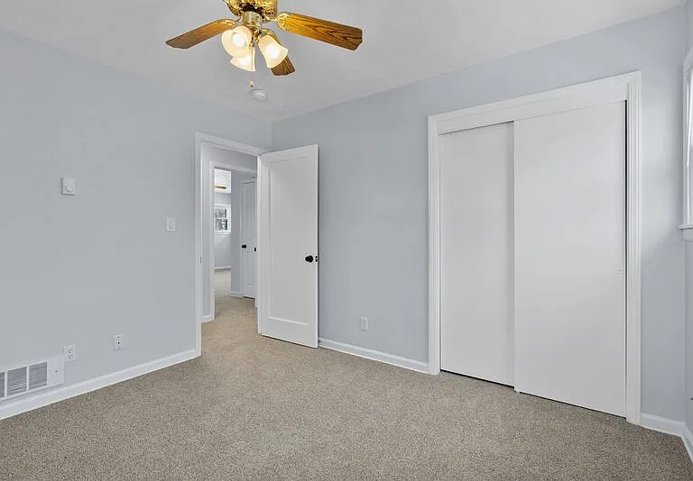 109 3rd St #1 — Photo 10
