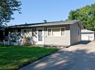 908 Sunnyside Ave, Thornton, IL 60476