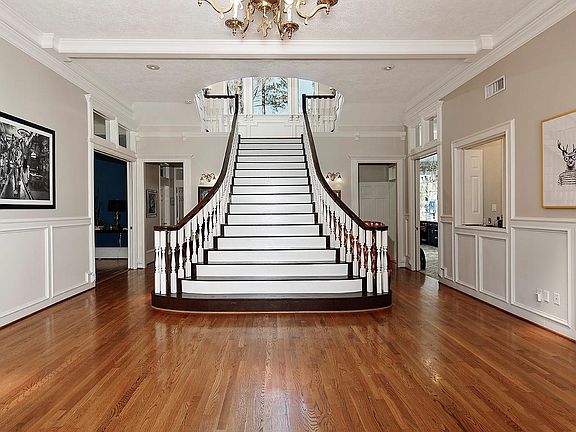 5th image of 38 Grogans Point Rd