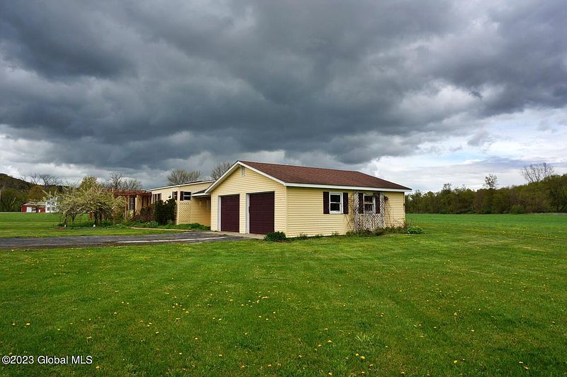 2nd image of 296 Skellie Road