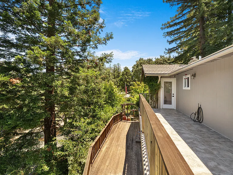 12 White Oak Dr — Photo 42