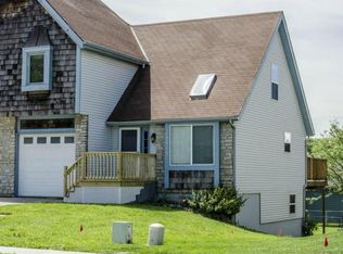 13315 W 109th Ter, Lenexa, KS 66210
