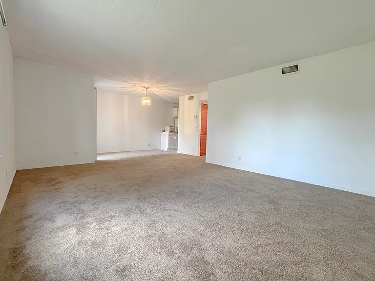 9013 NW 38th Dr #106 — Photo 4