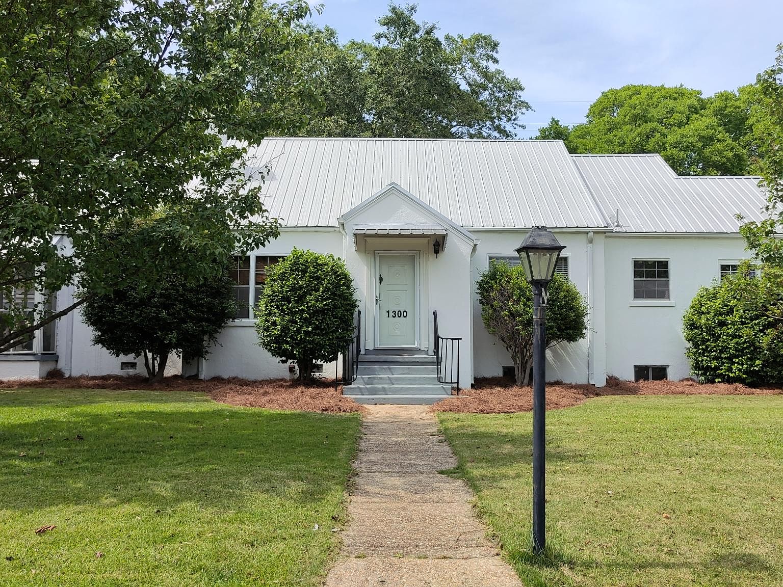 1300 Cloverdale Rd, Tuscaloosa, AL 35401 Zillow