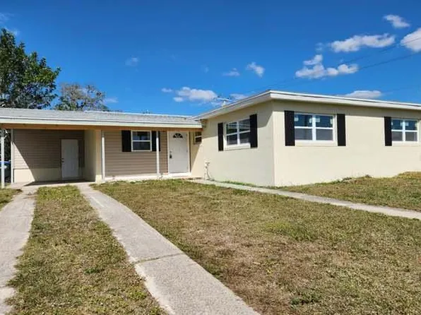 8010 Hyde Park Ave, North Port, FL 34287