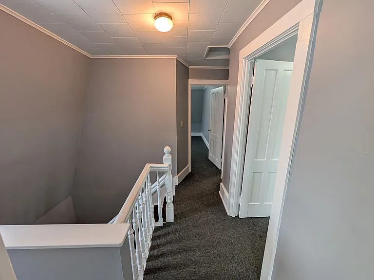 31 Central Ave — Photo 26