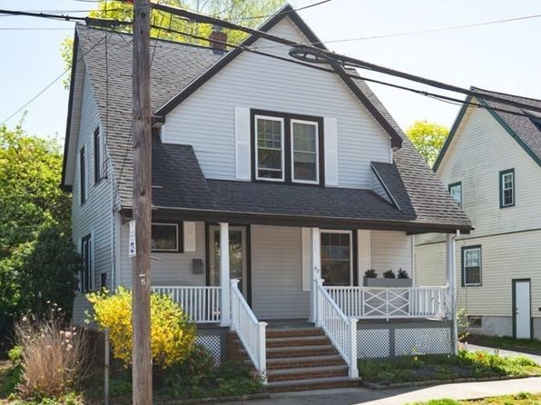 52 Locust St, Lynn, MA 01904