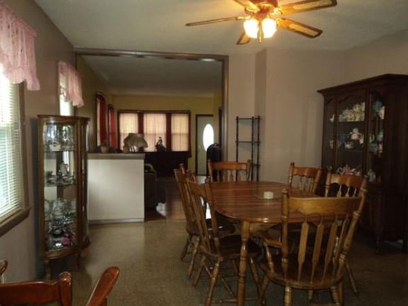 5th image of 575 Mammoth Rd