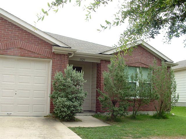 1st image of 1323 Belmont Dr