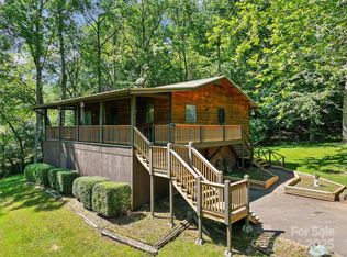 250 Turkey Pen Rd, Franklin, NC 28734