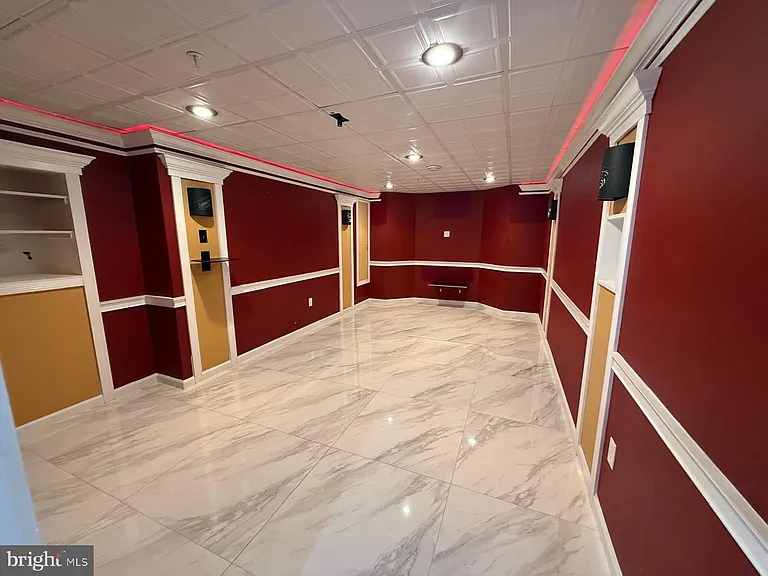 210 Cadwallader Dr — Photo 15