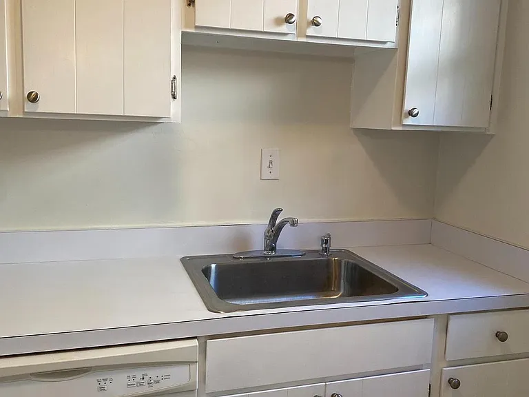 1300 N Meade St #22 — Photo 15