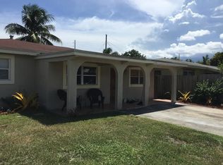 572 NW 45th St, Oakland Park, FL 33309